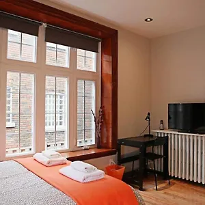 The Parkway Garden Guest house Toronto