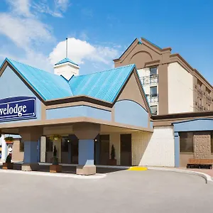  Hotel Travelodge Macleod Trail